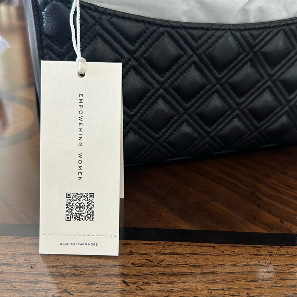 New Tory Burch Fleming Matte Small , Bag black , Style: 755776 . RN # 111395 - Picture 7 of 12